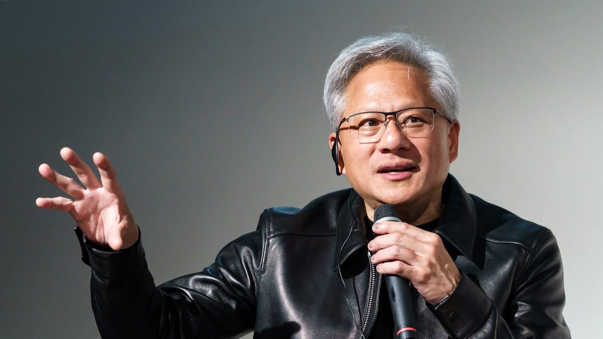 英伟达 129 亿美元收购 Hugging Face：开源 AI 的流量入口易主 封面