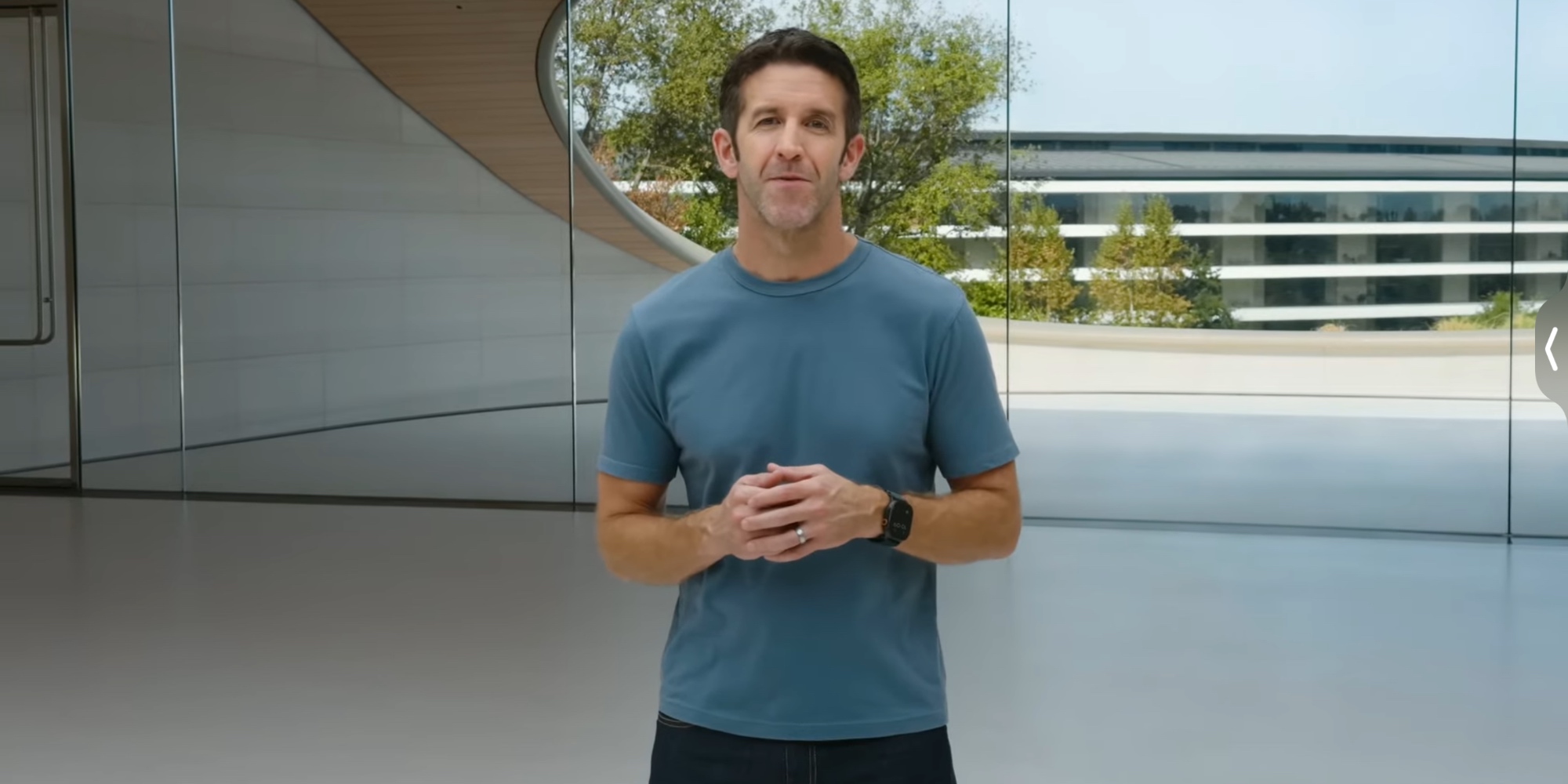Apple 硬件业务负责人 John Ternus